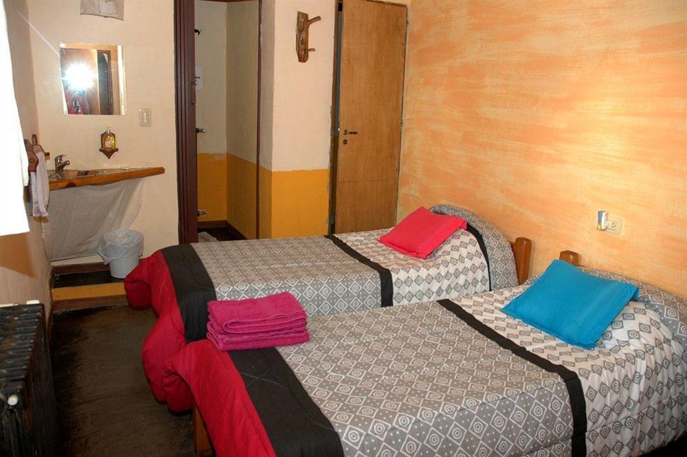 Casa Pueblo Hostel Capdevila Экстерьер фото